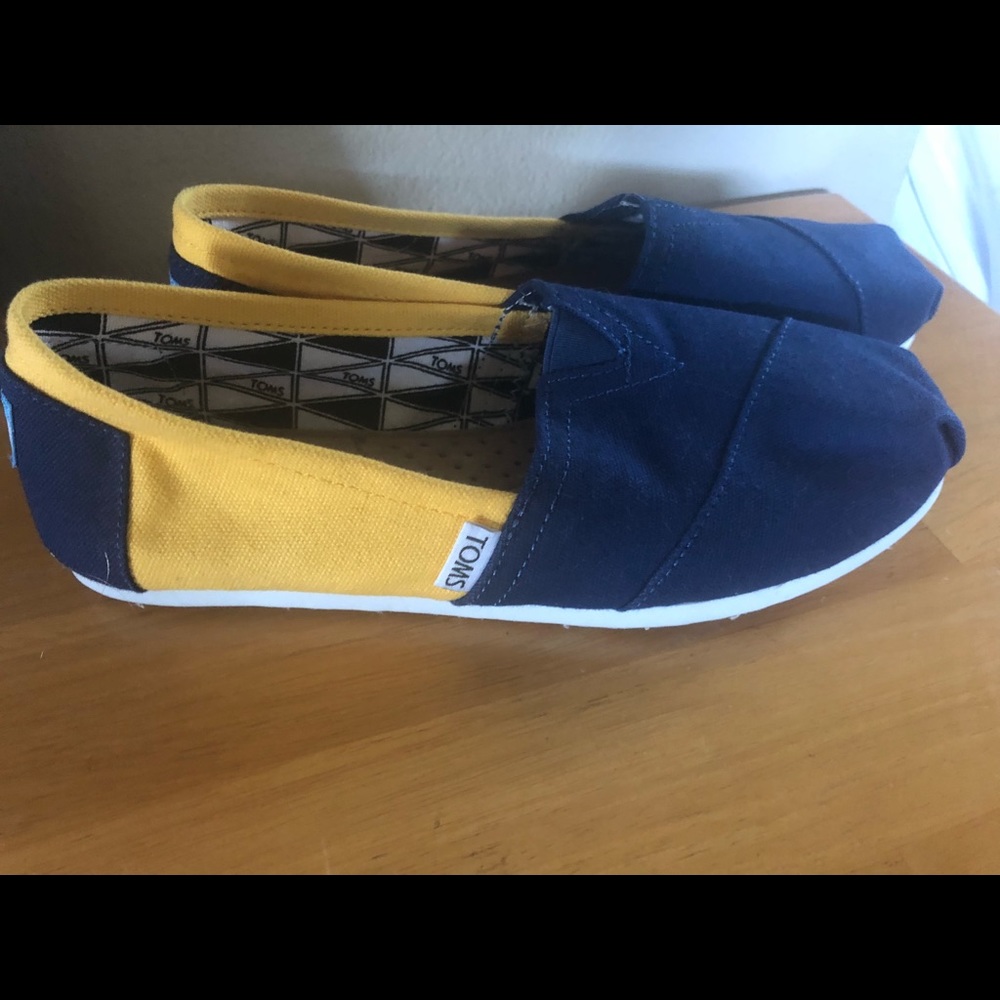 Brand New Toms